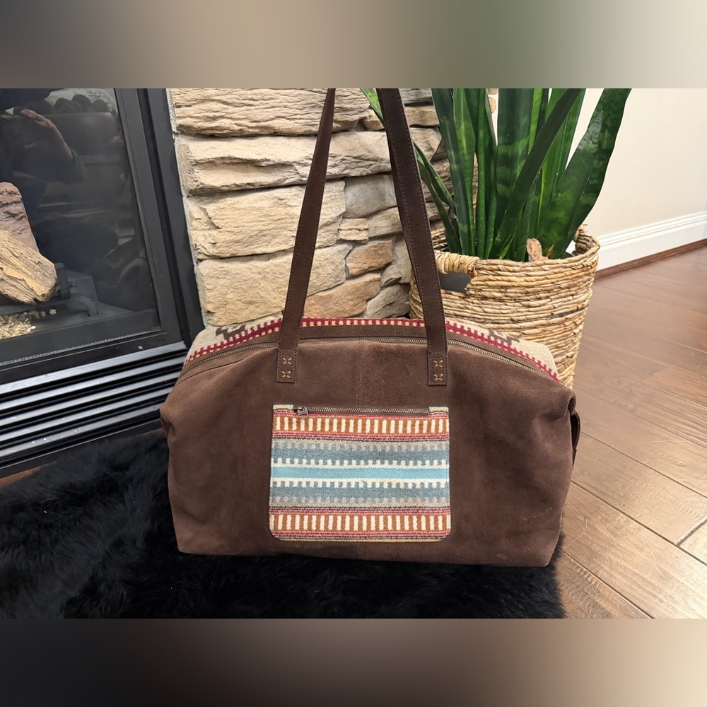 Pendleton American West Weekender - Picture 4 of 14